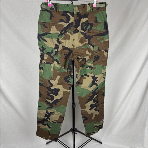U.S. Military Woodland Camouflage BDU Pants – Medium Long – Cargo Style - Picture 2 of 6